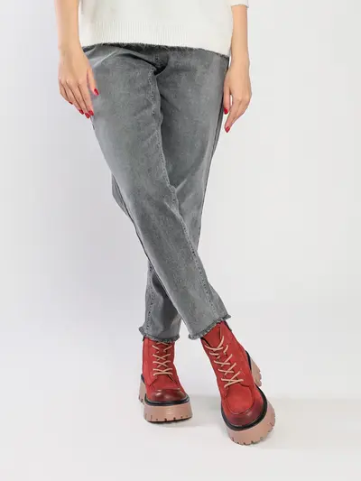 https://gut-shoes.ru/catalog/zhenshchiny/obuv/botinki/